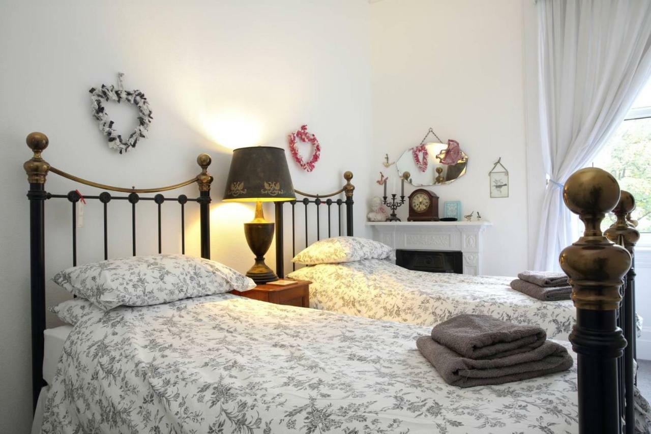 5 Star Beautiful & Vintage, Spacious Apt In Chic Location! 爱丁堡 外观 照片